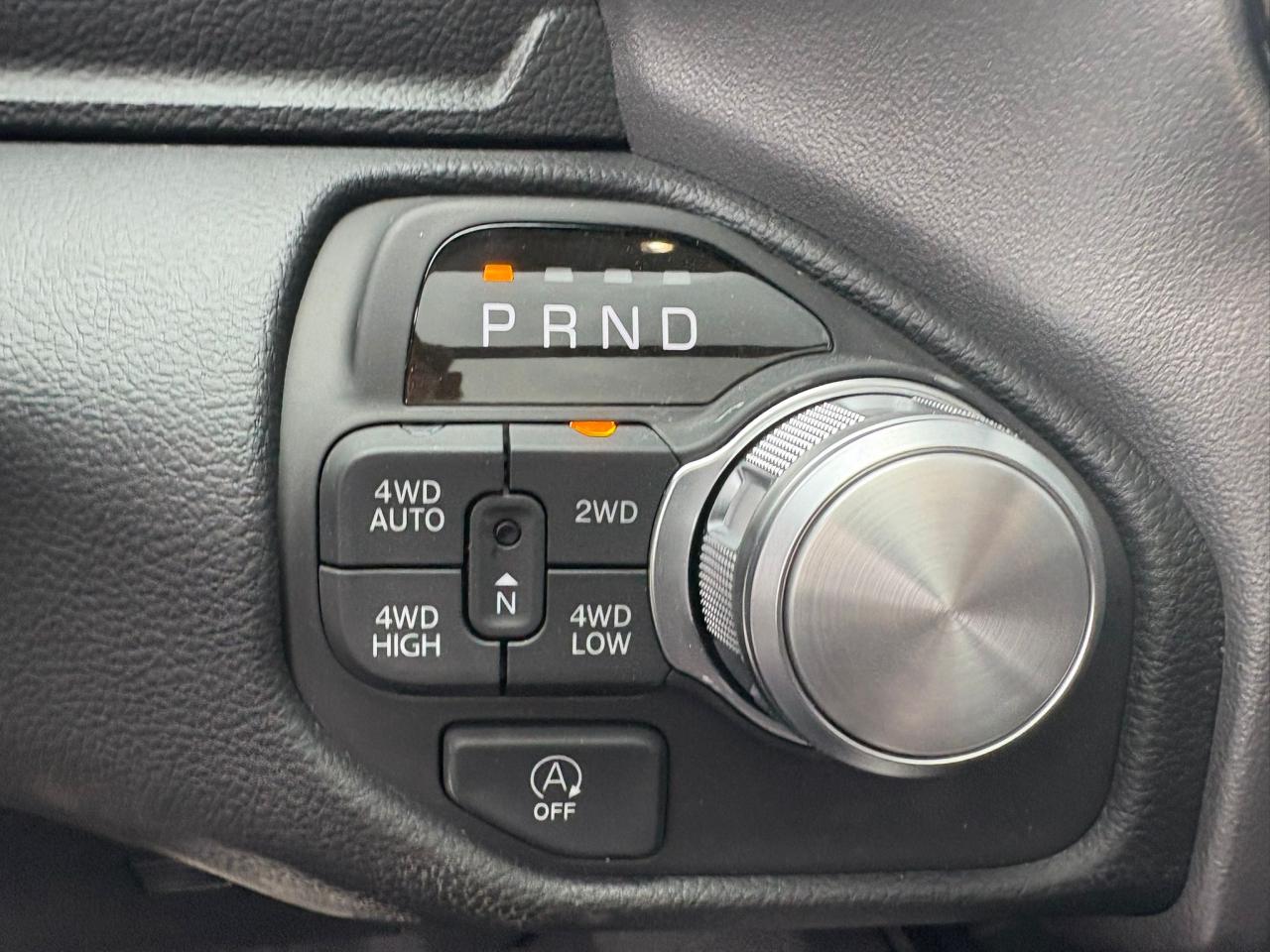 DODGE RAM 1500 CREW CAB SPORT BLACK PACKAGE AIR