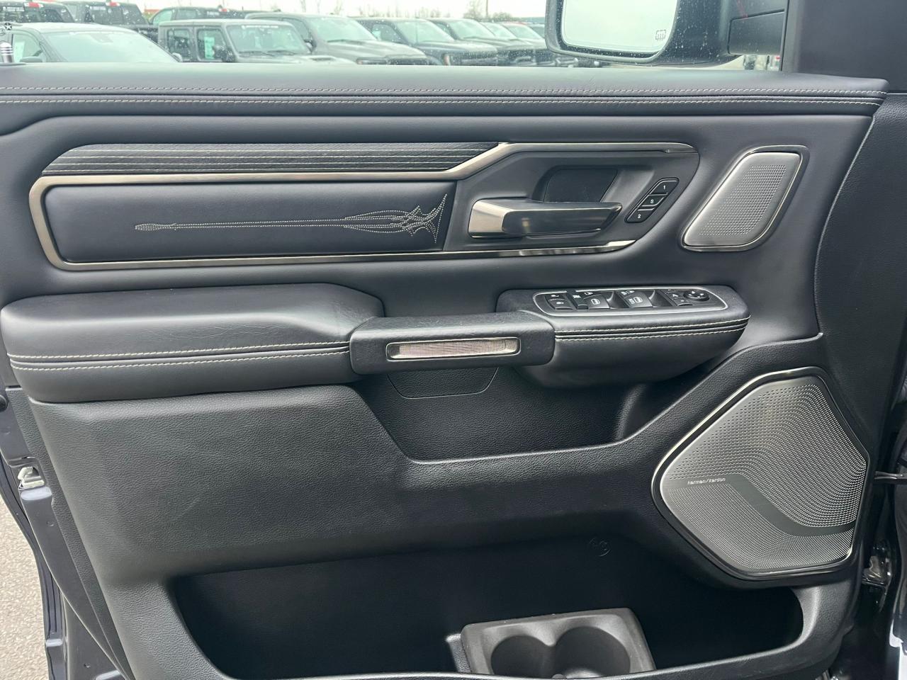 DODGE RAM 1500 CREW LIMITED RAMBOX