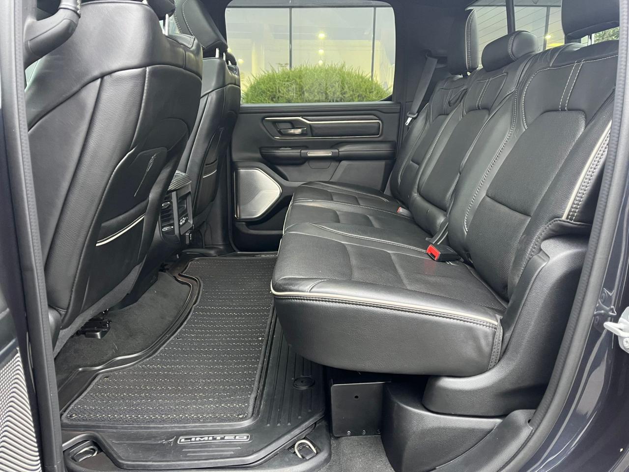 DODGE RAM 1500 CREW LIMITED RAMBOX