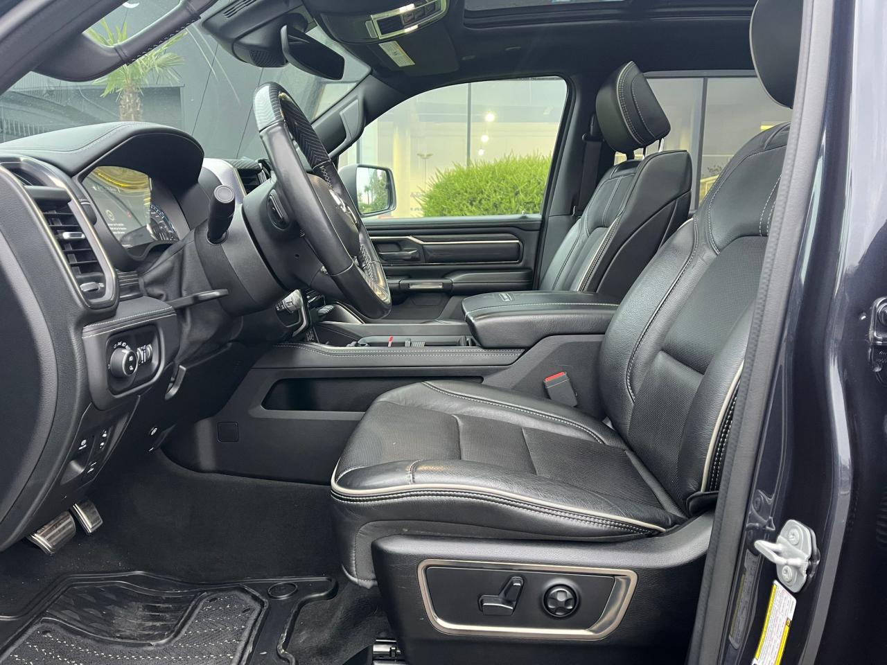 DODGE RAM 1500 CREW LIMITED RAMBOX