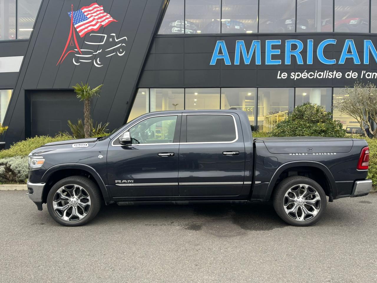 DODGE RAM 1500 CREW LIMITED RAMBOX