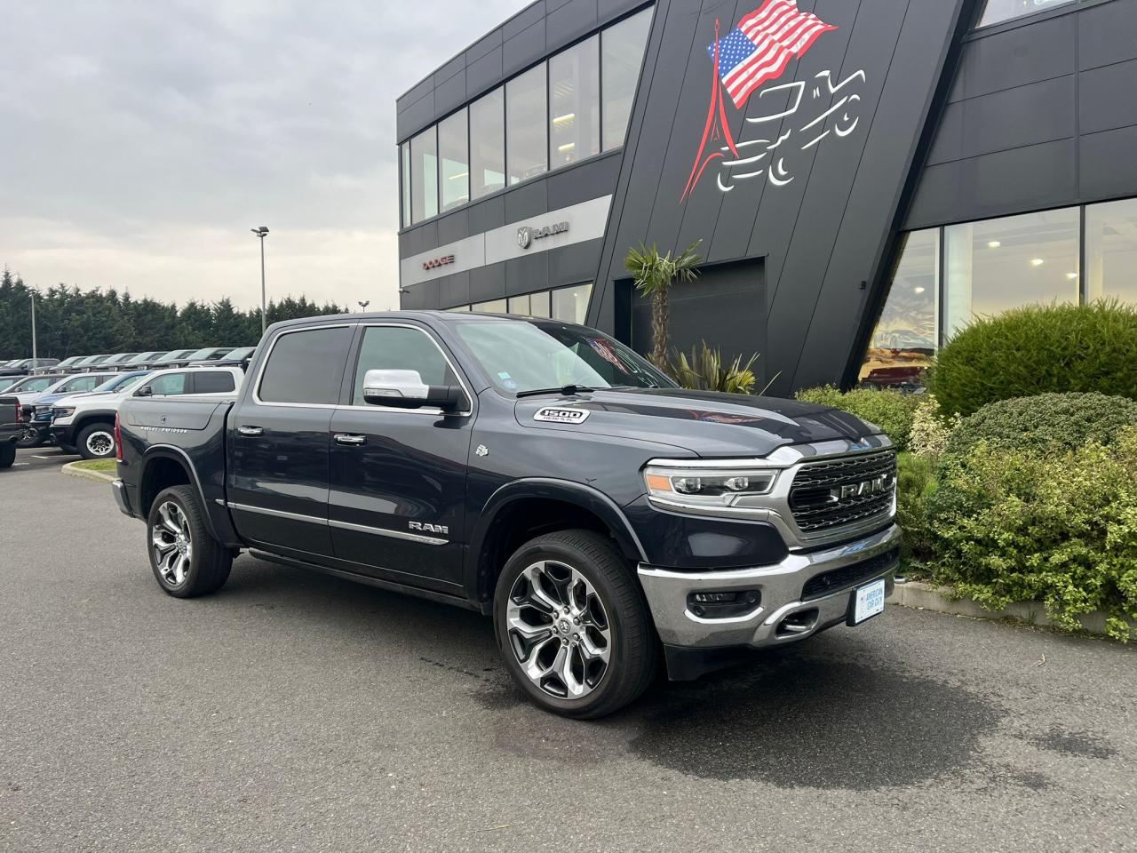 DODGE RAM 1500 CREW LIMITED RAMBOX