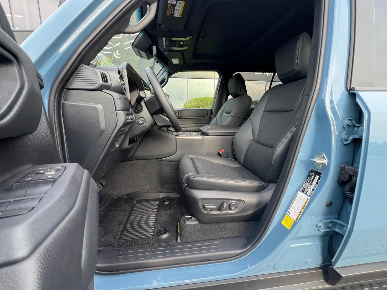 TOYOTA LAND CRUISER 4WD WAGON HYBRID