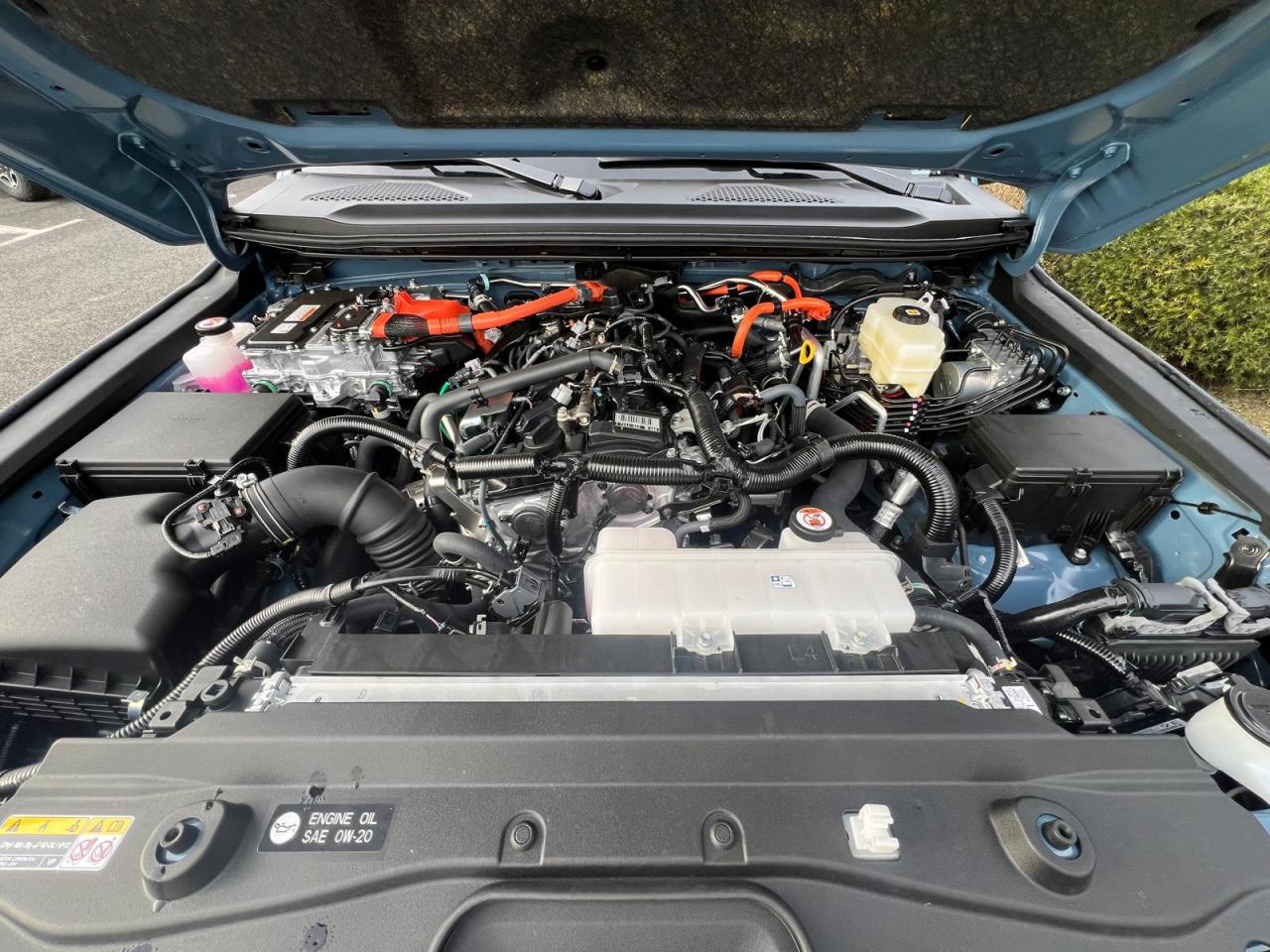 TOYOTA LAND CRUISER 4WD WAGON HYBRID