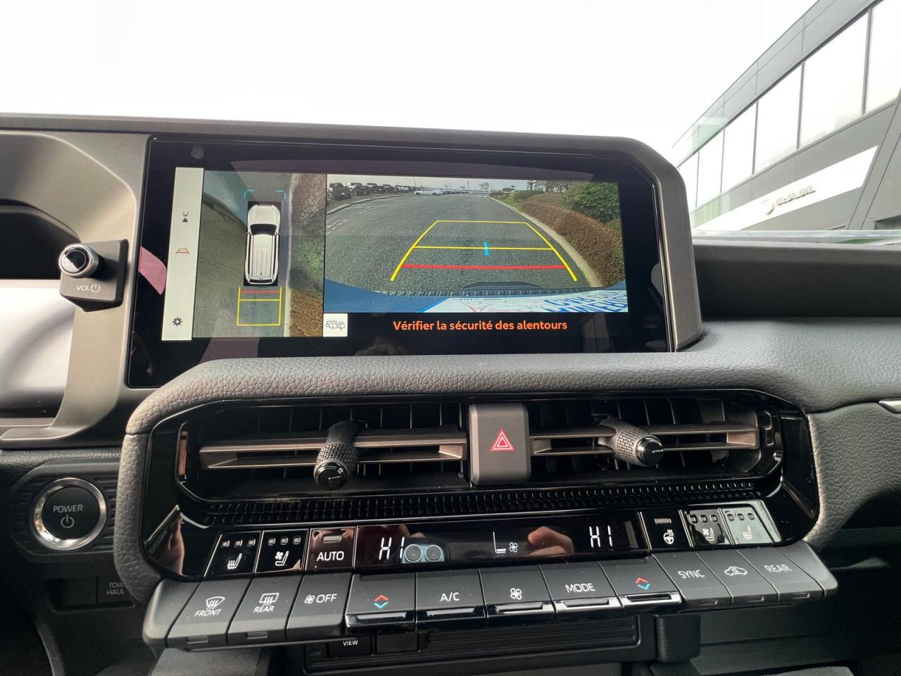 TOYOTA LAND CRUISER 4WD WAGON HYBRID