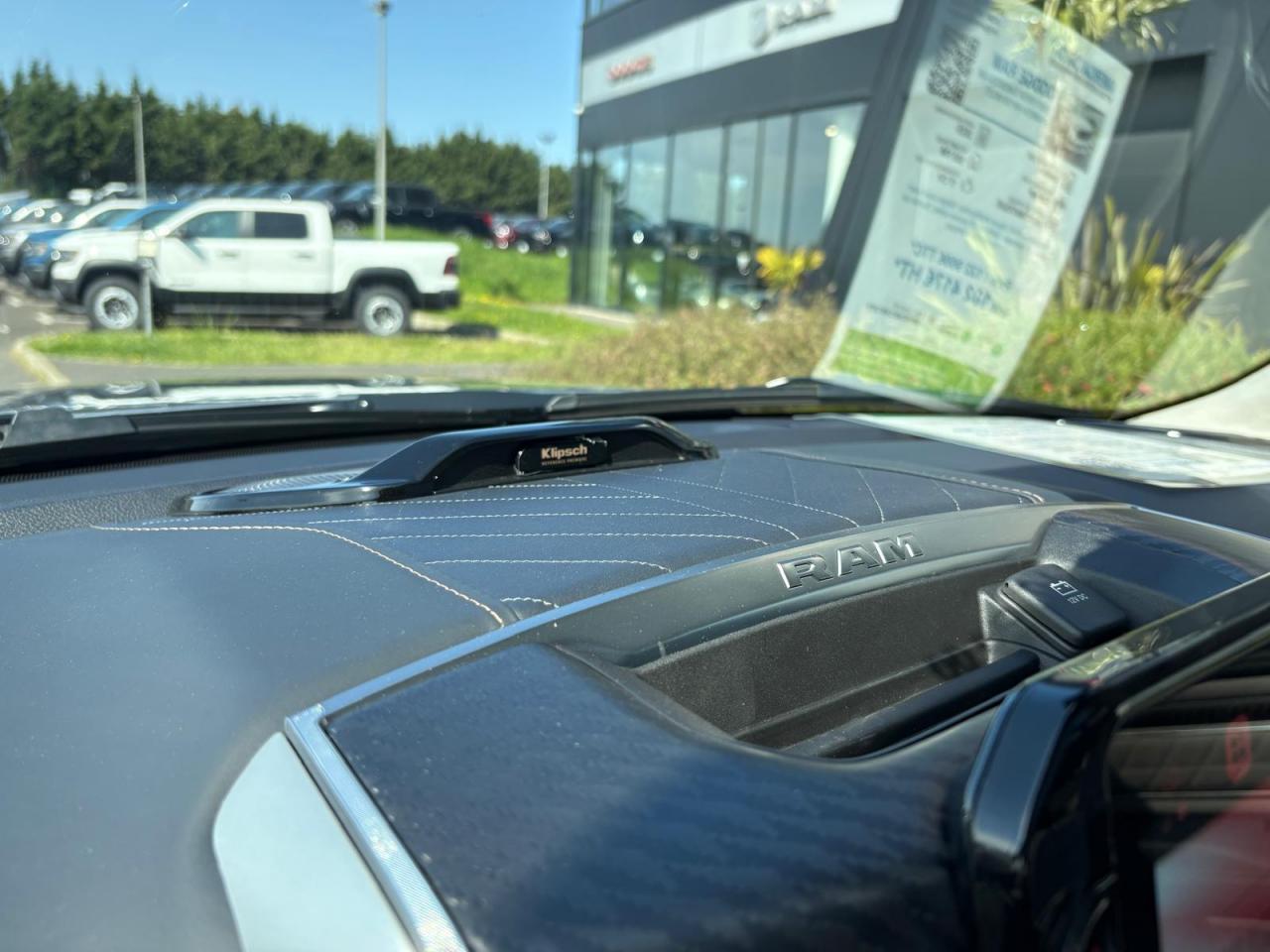 DODGE RAM 1500 CREW TUNGSTEN AIR RAMBOX HAYON MULTI