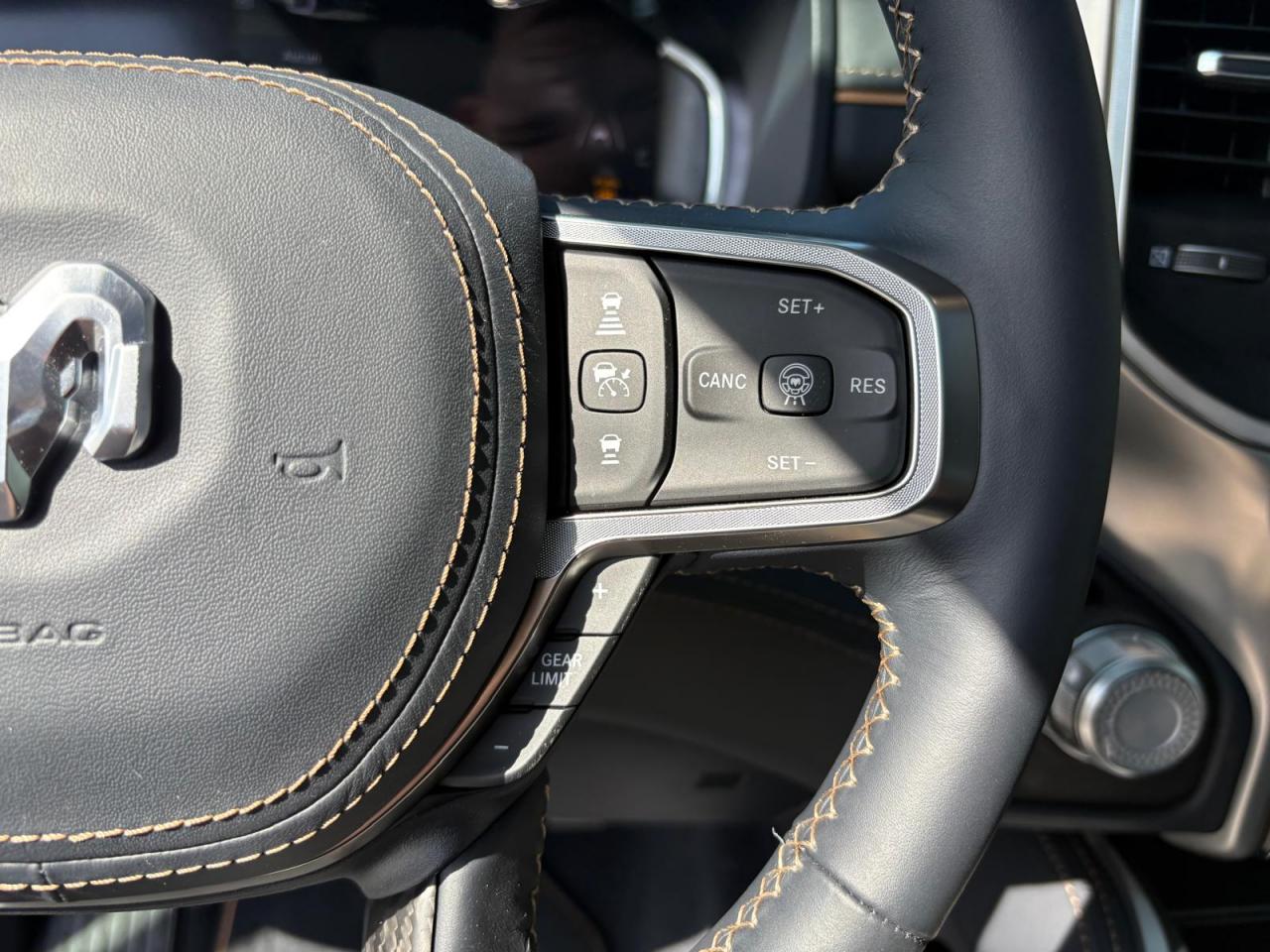 DODGE RAM 1500 CREW TUNGSTEN AIR RAMBOX HAYON MULTI