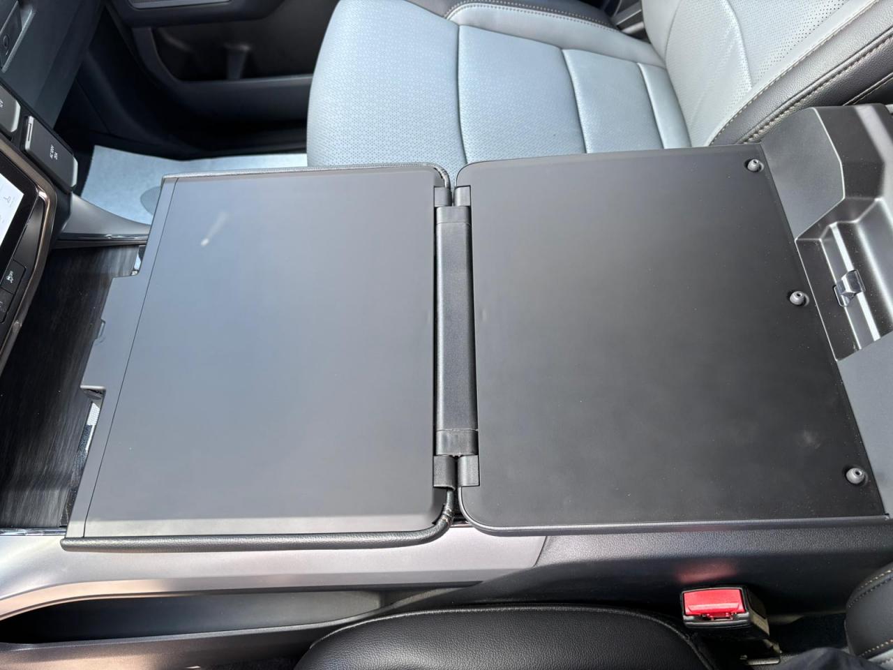 FORD F150 Lightning Lariat Extended-Range