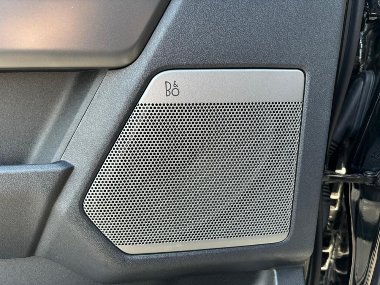 FORD F150 Lightning Lariat Extended-Range