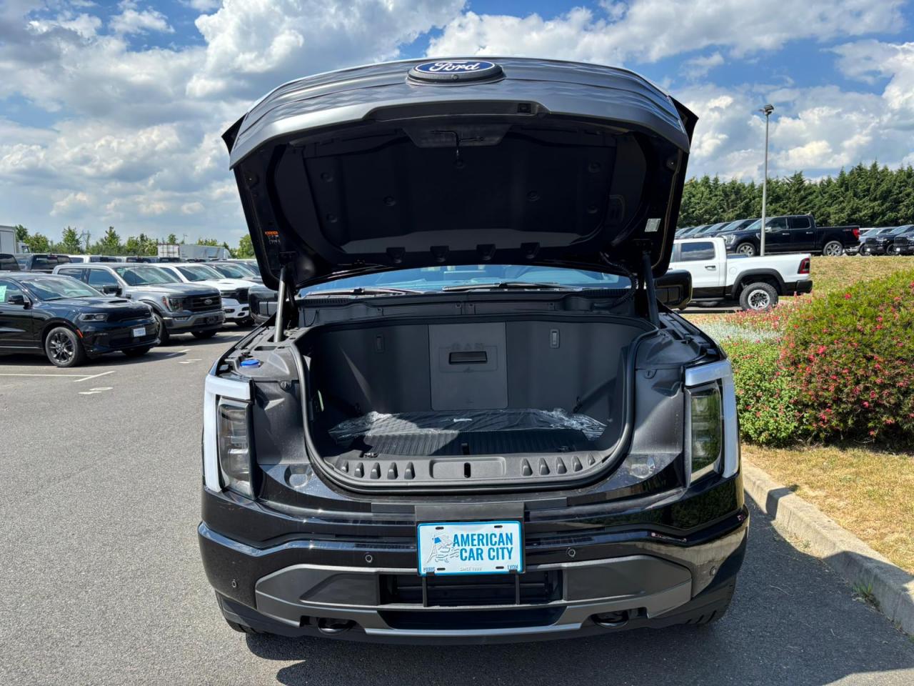 FORD F150 Lightning Lariat Extended-Range