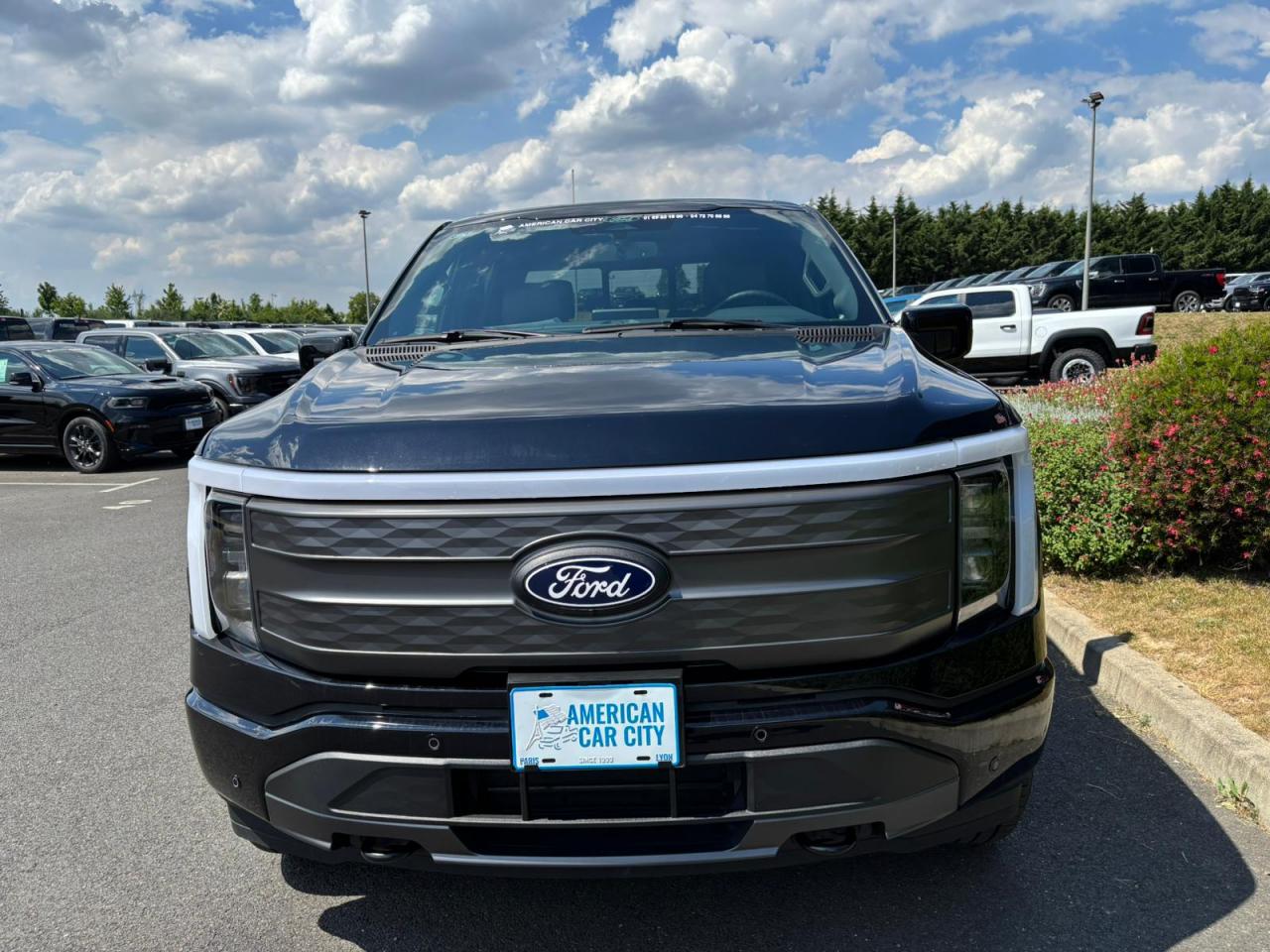 FORD F150 Lightning Lariat Extended-Range