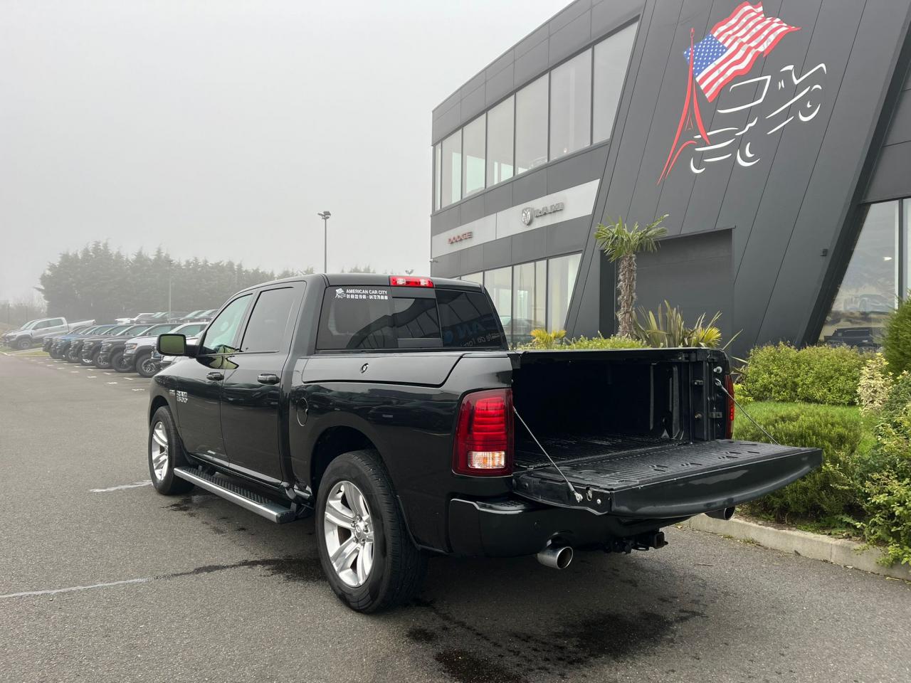 DODGE RAM 1500 CREW SPORT AIR RAMBOX