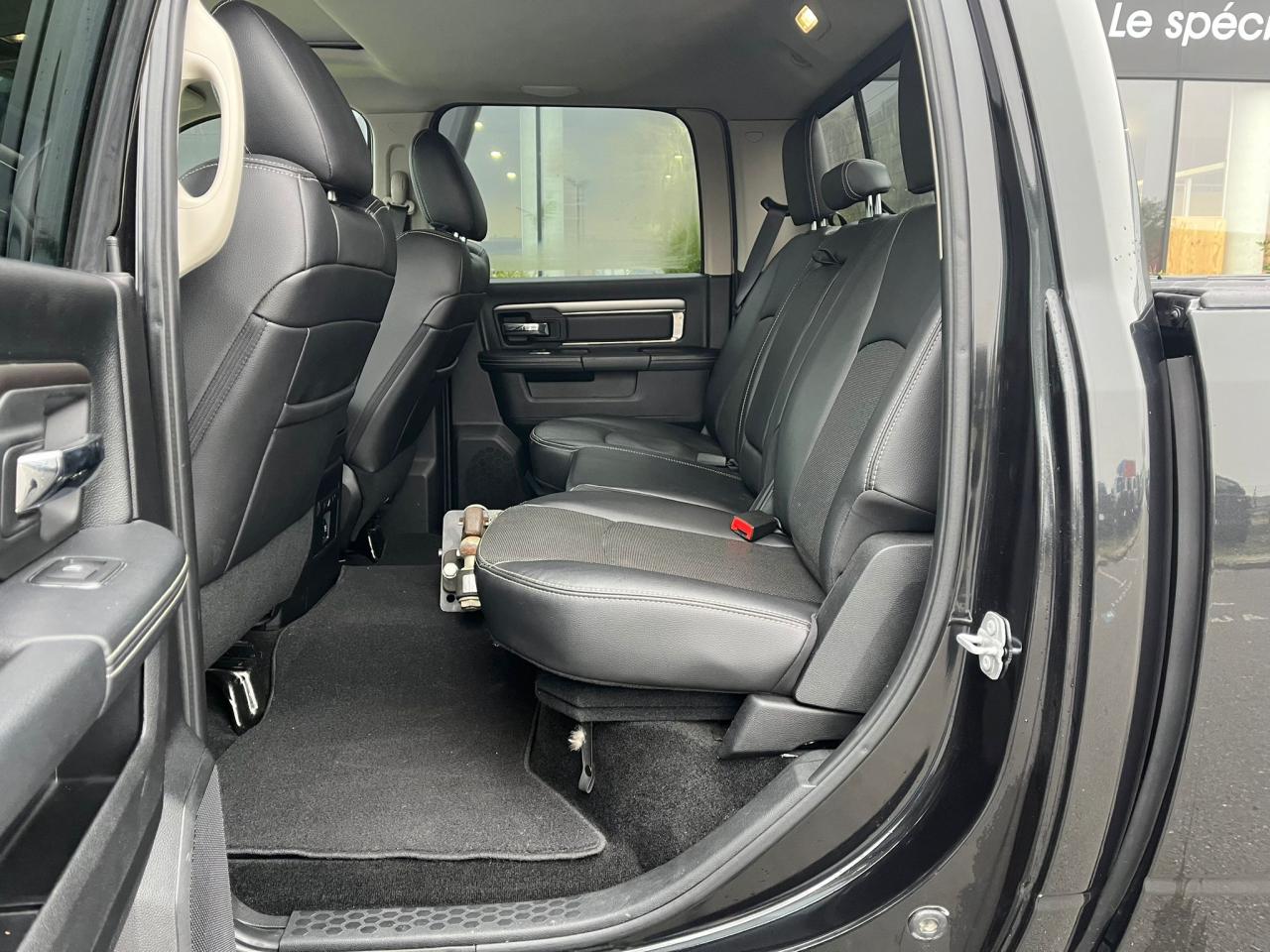 DODGE RAM 1500 CREW SPORT AIR RAMBOX