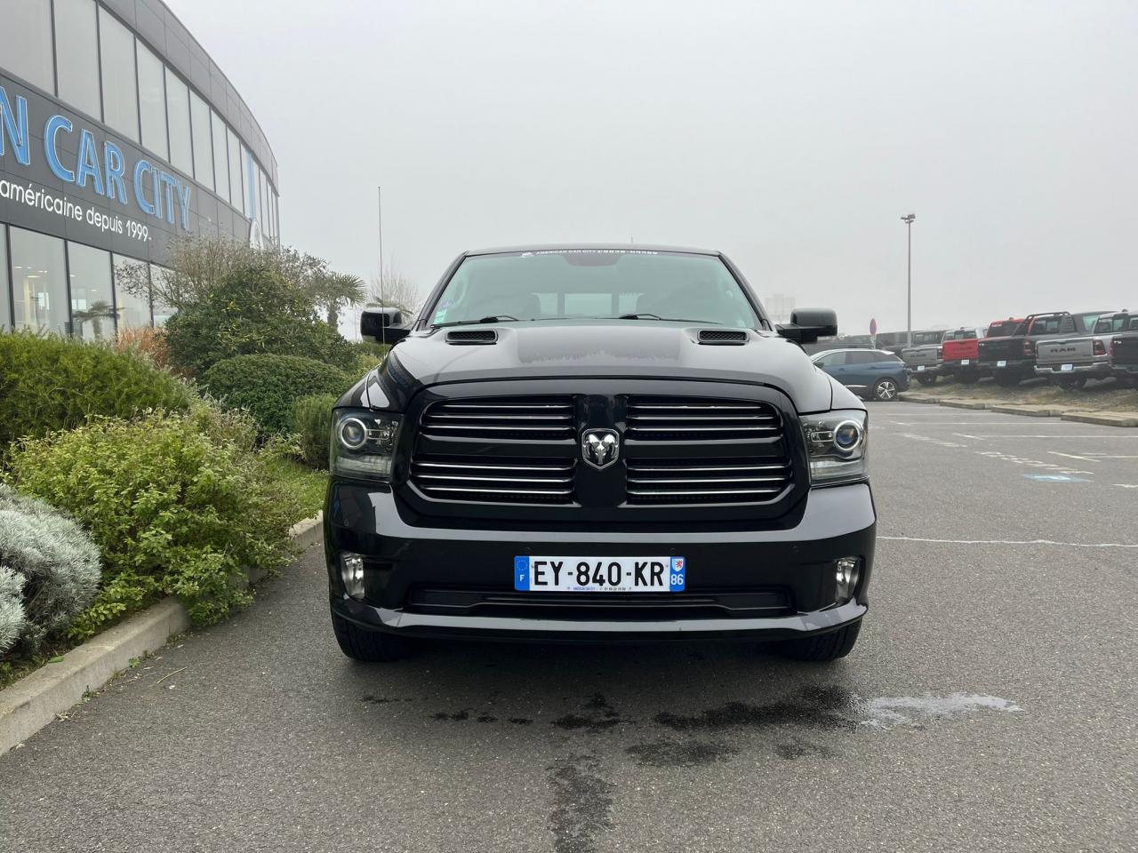 DODGE RAM 1500 CREW SPORT AIR RAMBOX