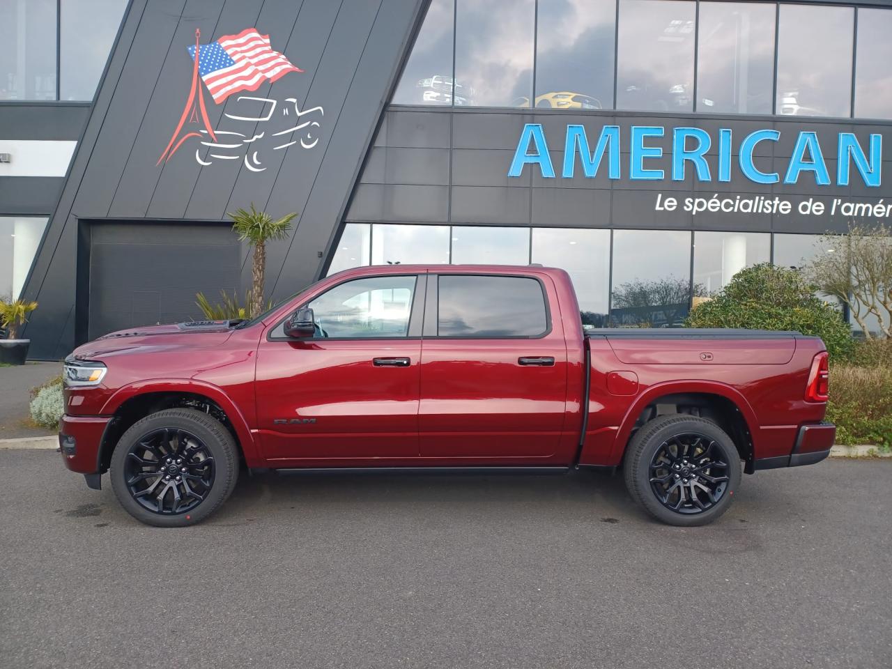 DODGE RAM 1500 CREW LIMITED NIGHT EDITION RAMBOX HAYON MULTI