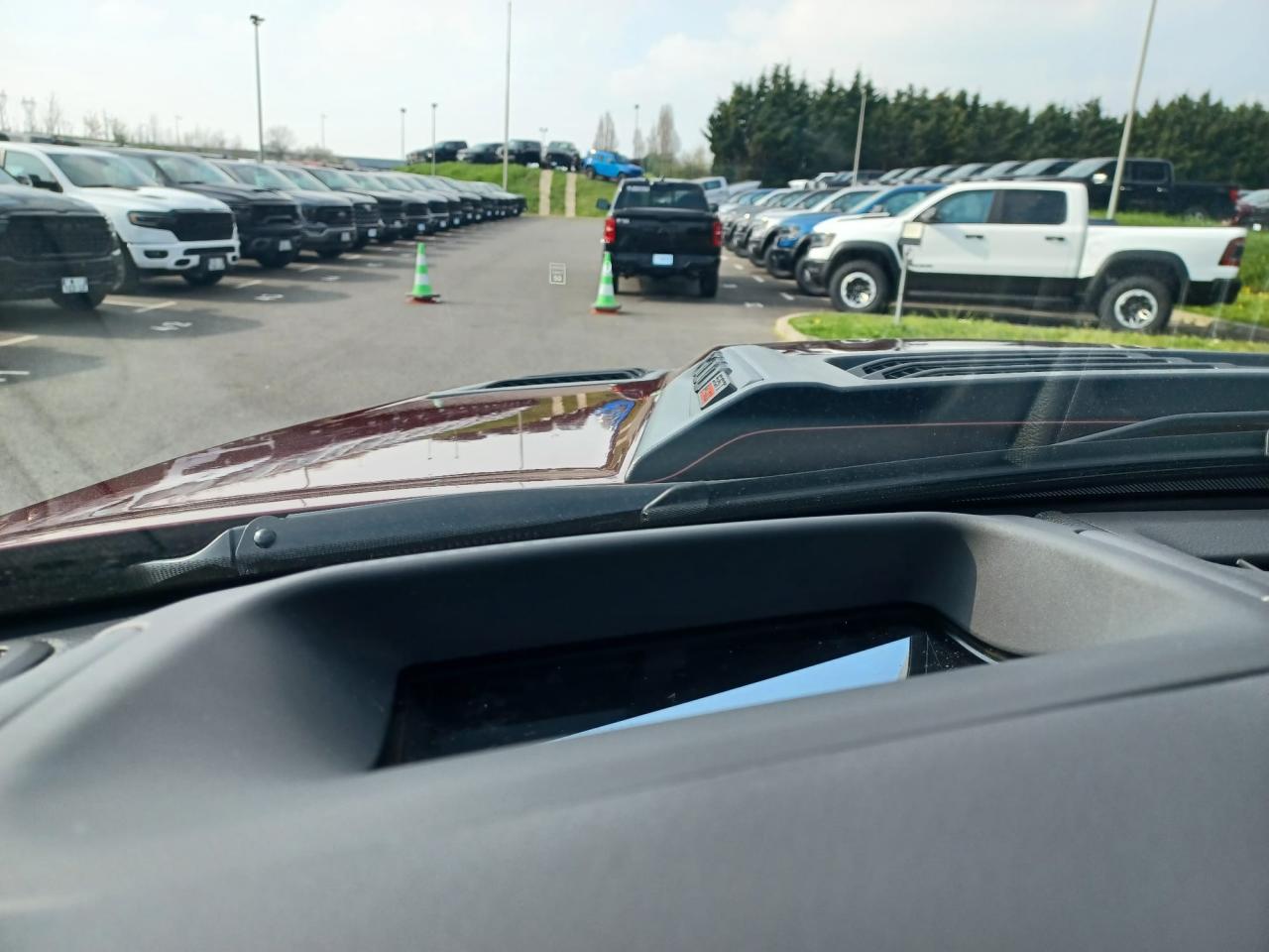 DODGE RAM 1500 CREW LIMITED NIGHT EDITION RAMBOX HAYON MULTI