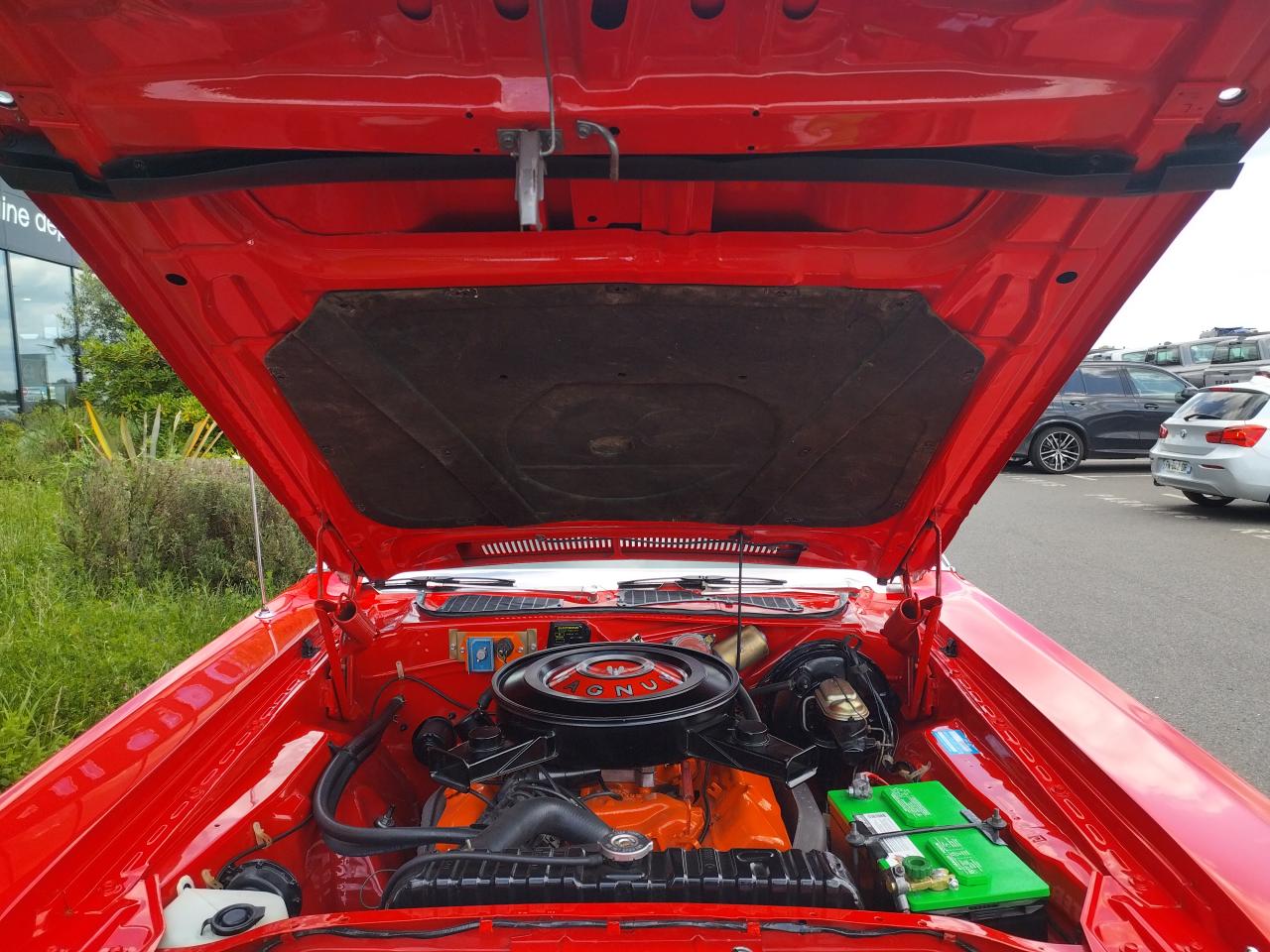 DODGE CHALLENGER 383 MAGNUM BOITE MECA 4, PISTOL GRIP