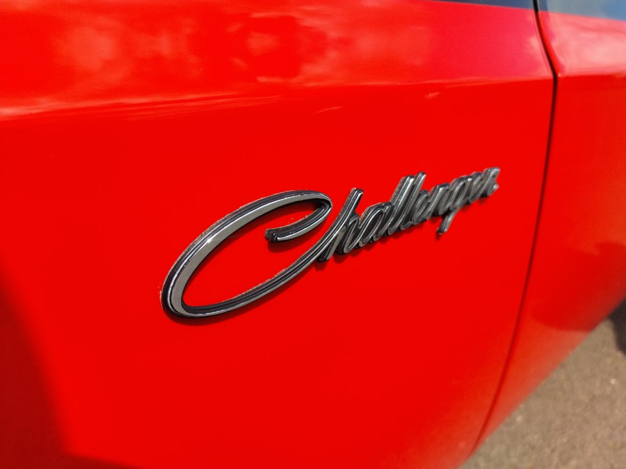 DODGE CHALLENGER 383 MAGNUM BOITE MECA 4, PISTOL GRIP