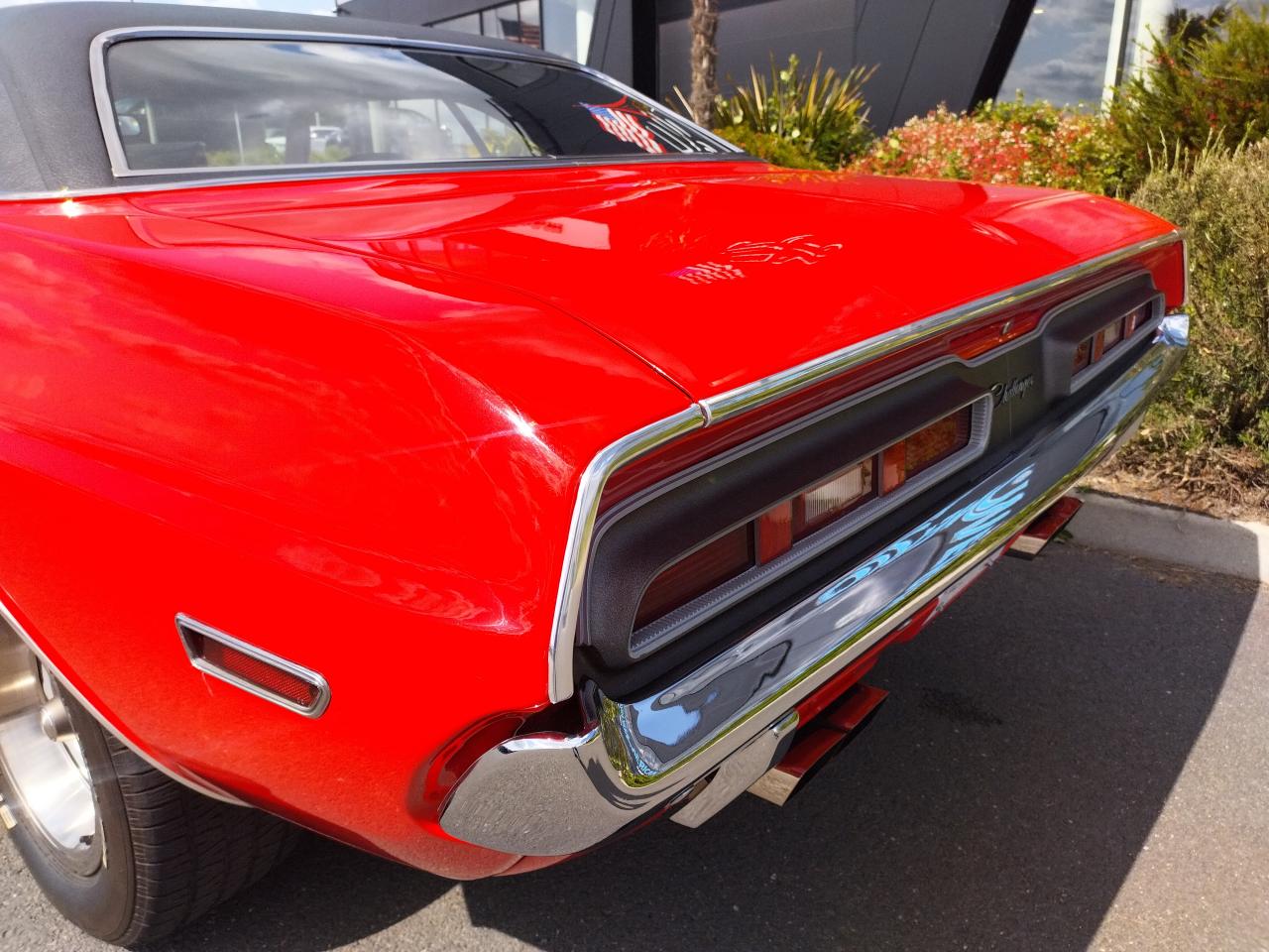 DODGE CHALLENGER 383 MAGNUM BOITE MECA 4, PISTOL GRIP