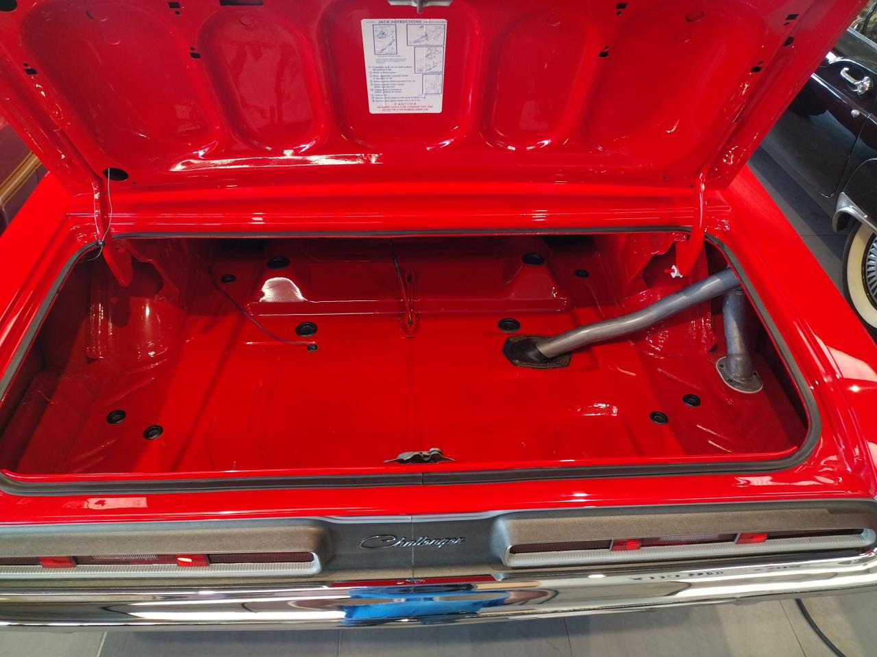 DODGE CHALLENGER 383 MAGNUM BOITE MECA 4, PISTOL GRIP