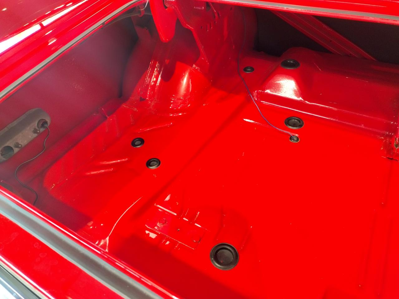 DODGE CHALLENGER 383 MAGNUM BOITE MECA 4, PISTOL GRIP