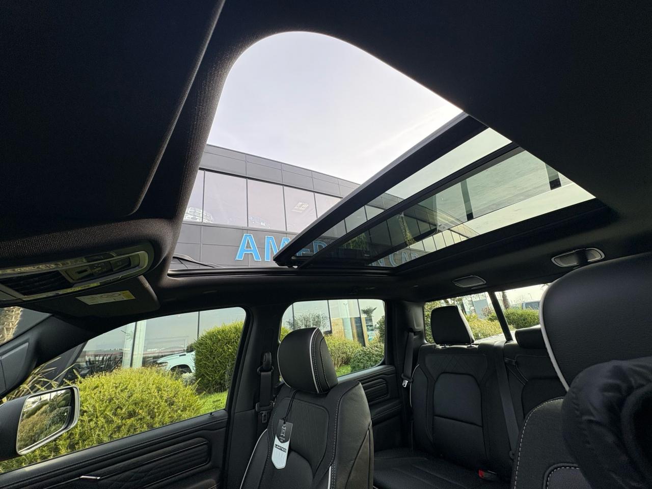 DODGE RAM 1500 CREW LIMITED NIGHT EDITION RAMBOX 2025