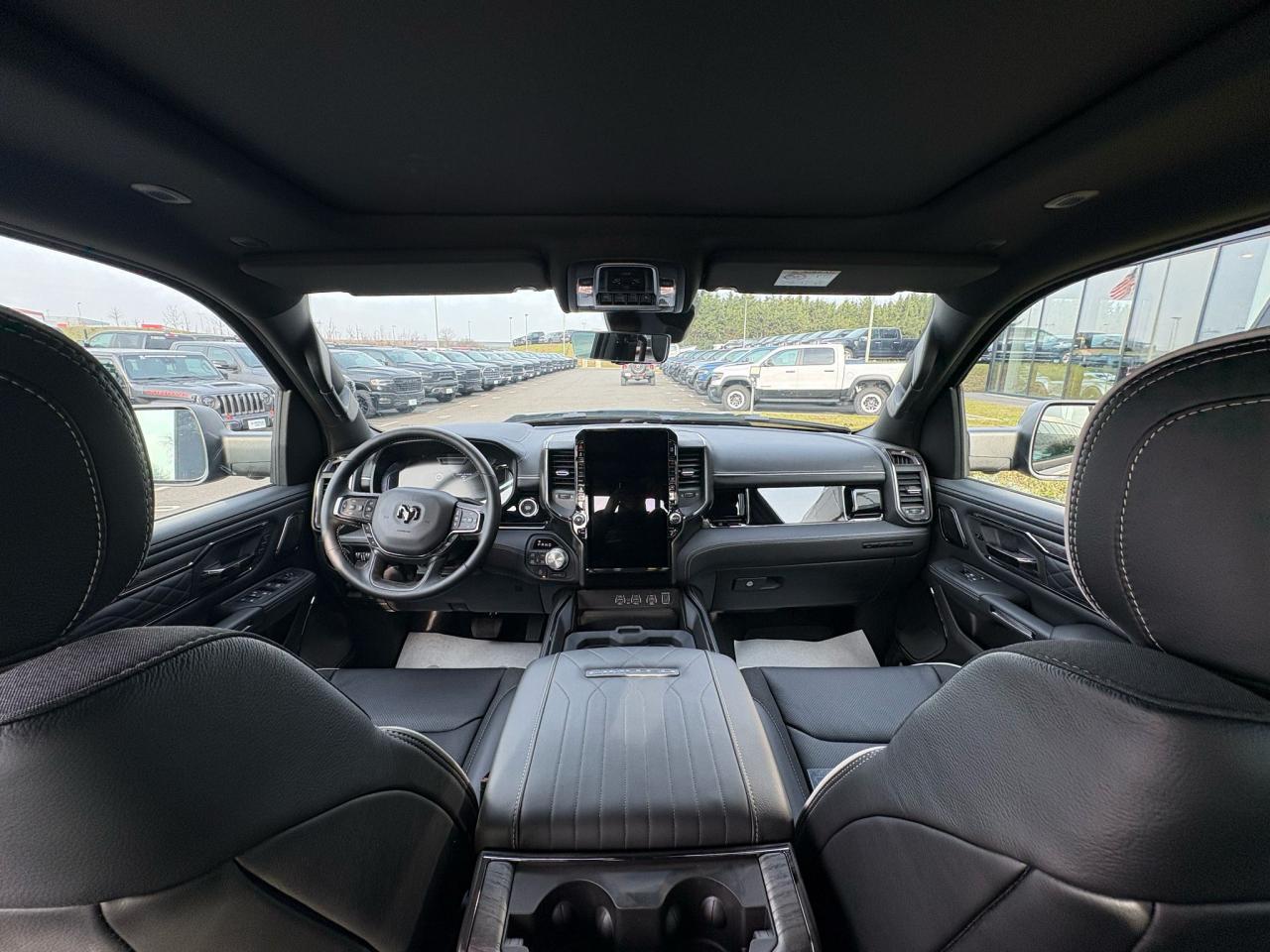 DODGE RAM 1500 CREW LIMITED NIGHT EDITION RAMBOX 2025