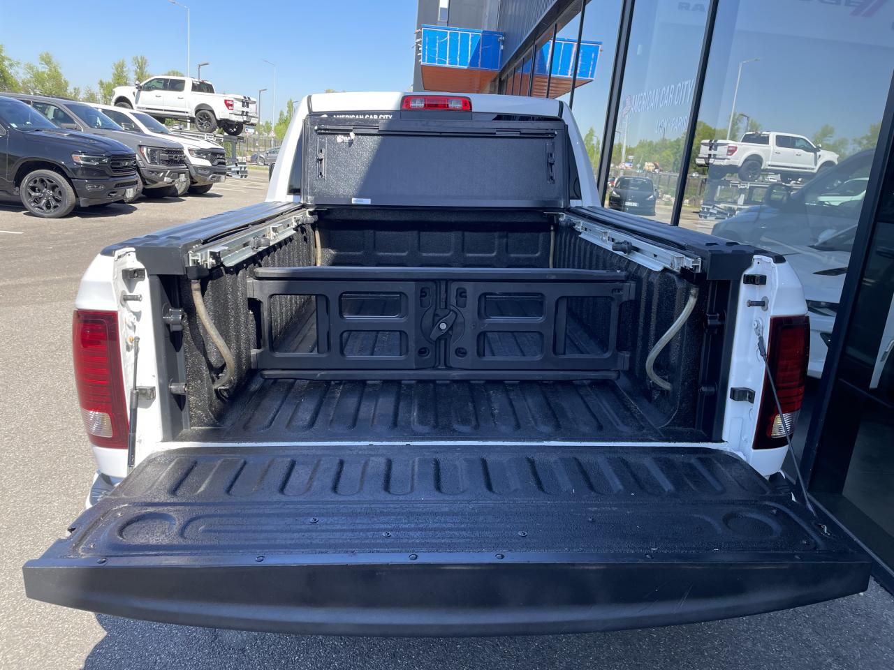 DODGE RAM 1500 QUADCAB SPORT AIRSUSPENSION RAMBOX
