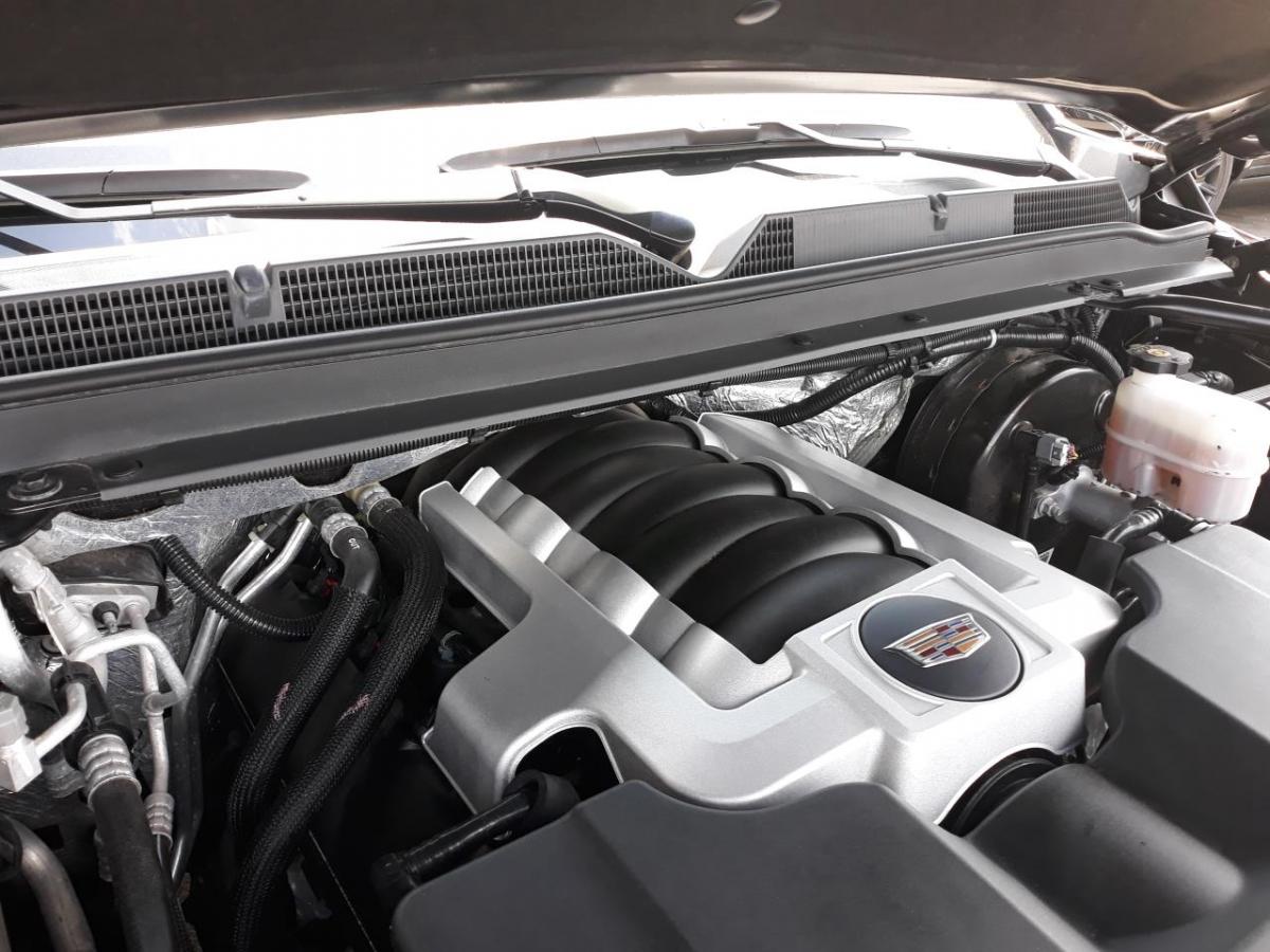 CADILLAC ESCALADE Platinum V8 6.2L 2018