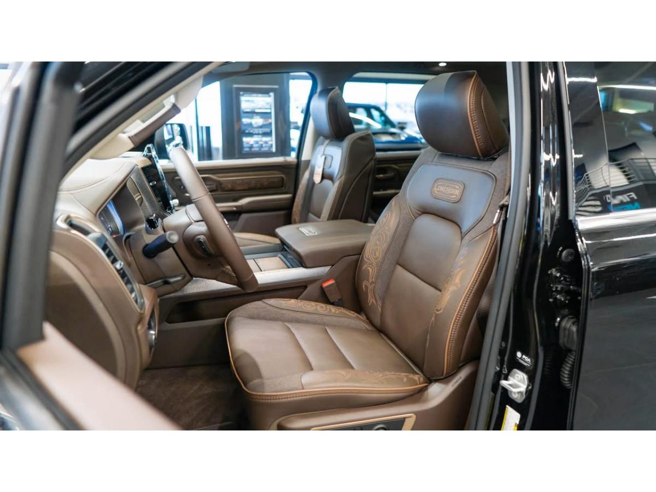 DODGE RAM 1500 CREW LONGHORN RAMBOX HAYON MULTI 2025