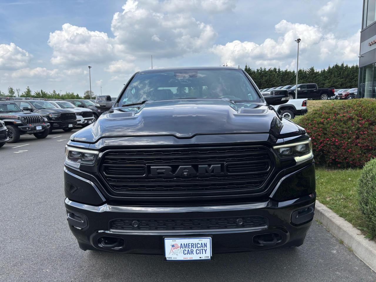 DODGE RAM 1500 CREW LIMITED BLACK PACKAGE RAMBOX HAYON MULTI