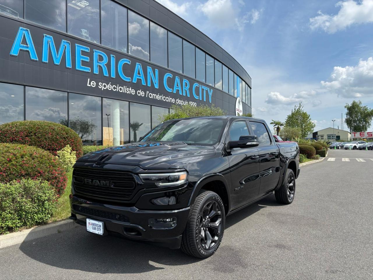 DODGE RAM 1500 CREW LIMITED BLACK PACKAGE RAMBOX HAYON MULTI