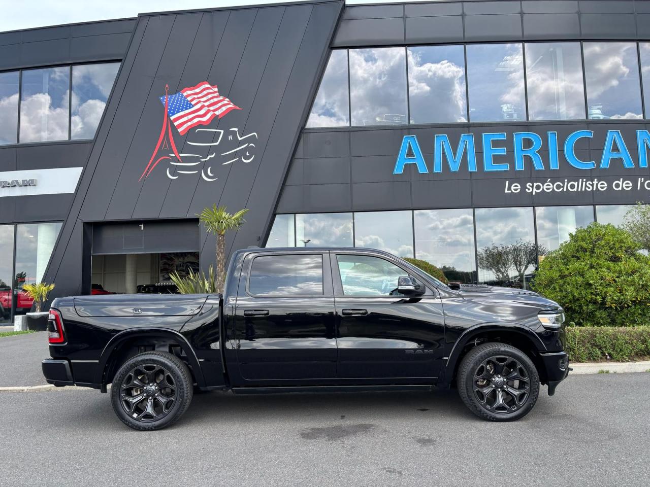 DODGE RAM 1500 CREW LIMITED BLACK PACKAGE RAMBOX HAYON MULTI