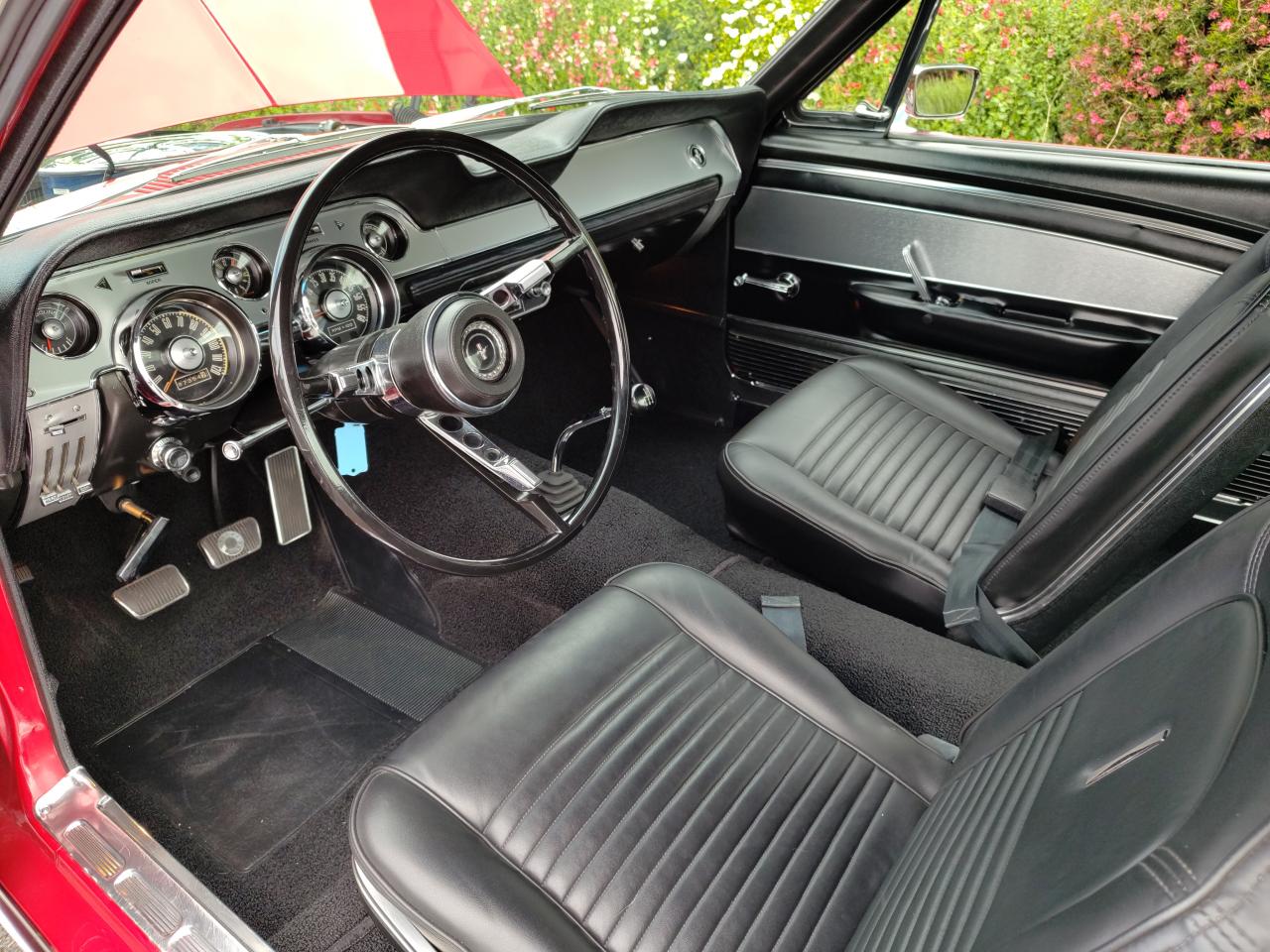 FORD MUSTANG FASTBACK 390 S code, boite manuelle