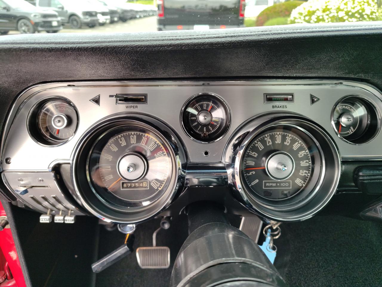 FORD MUSTANG FASTBACK 390 S code, boite manuelle