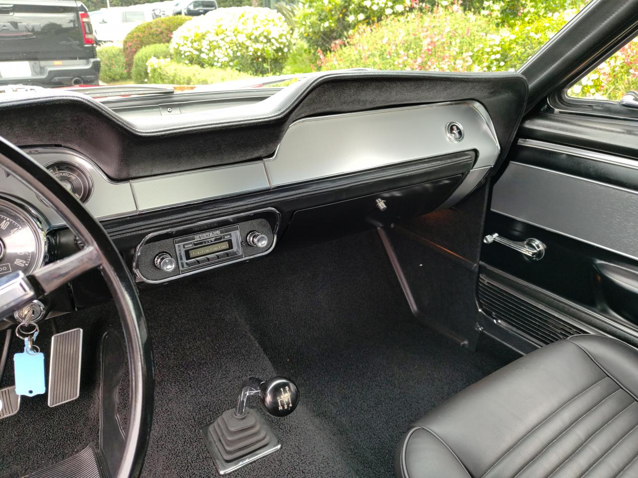 FORD MUSTANG FASTBACK 390 S code, boite manuelle