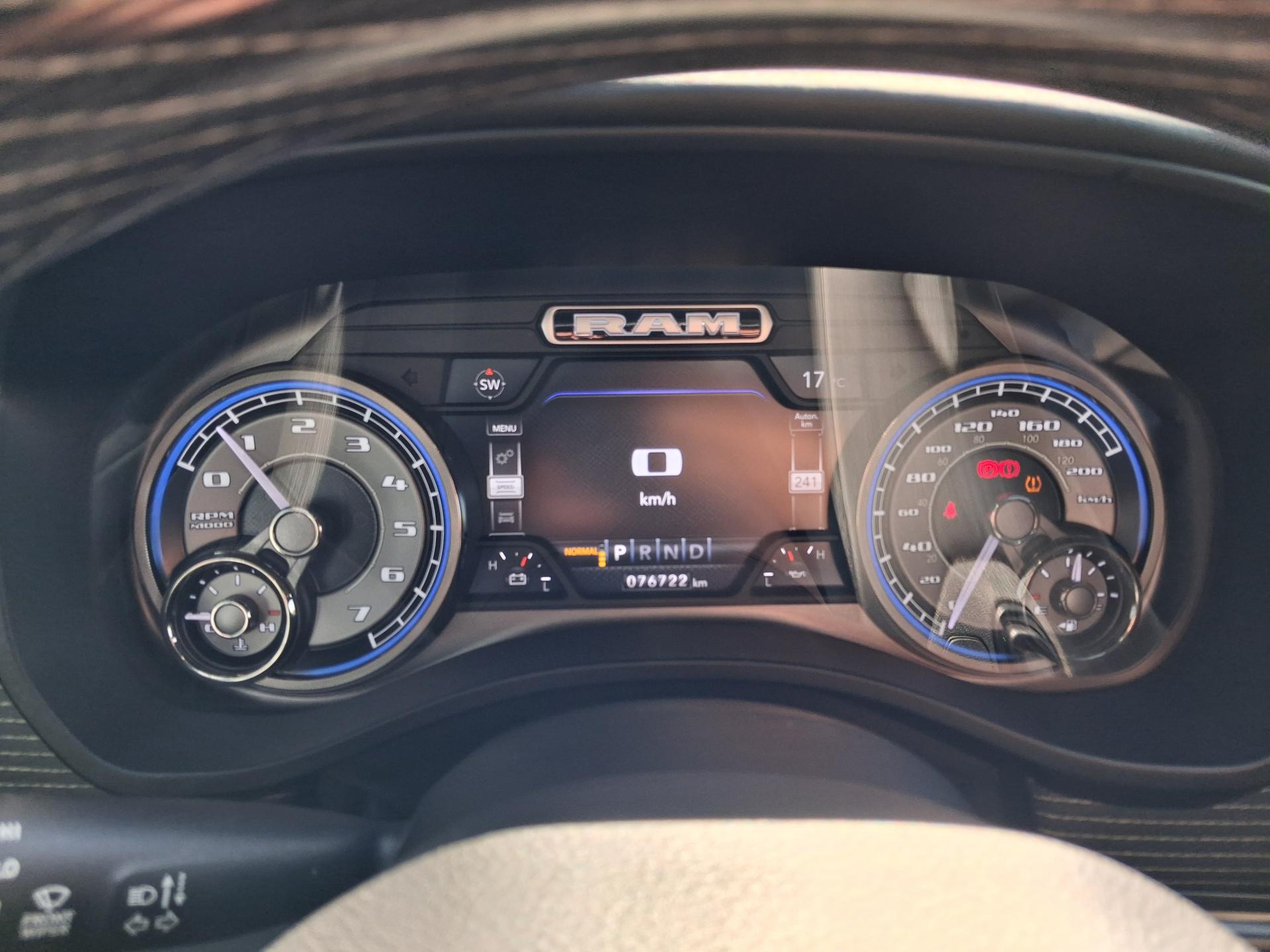 DODGE RAM 1500 CREW LIMITED