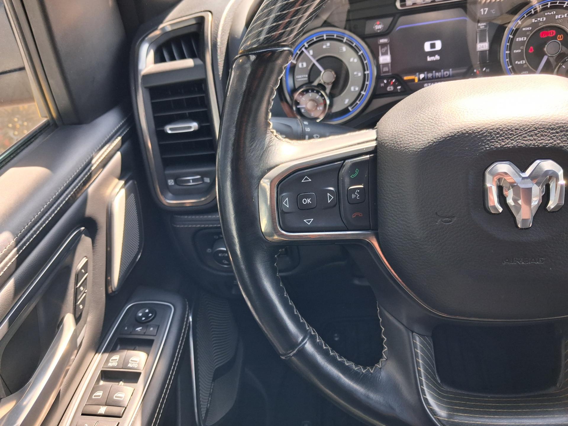 DODGE RAM 1500 CREW LIMITED