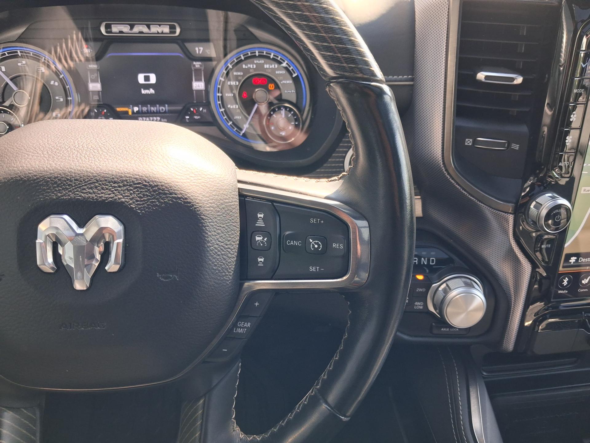 DODGE RAM 1500 CREW LIMITED