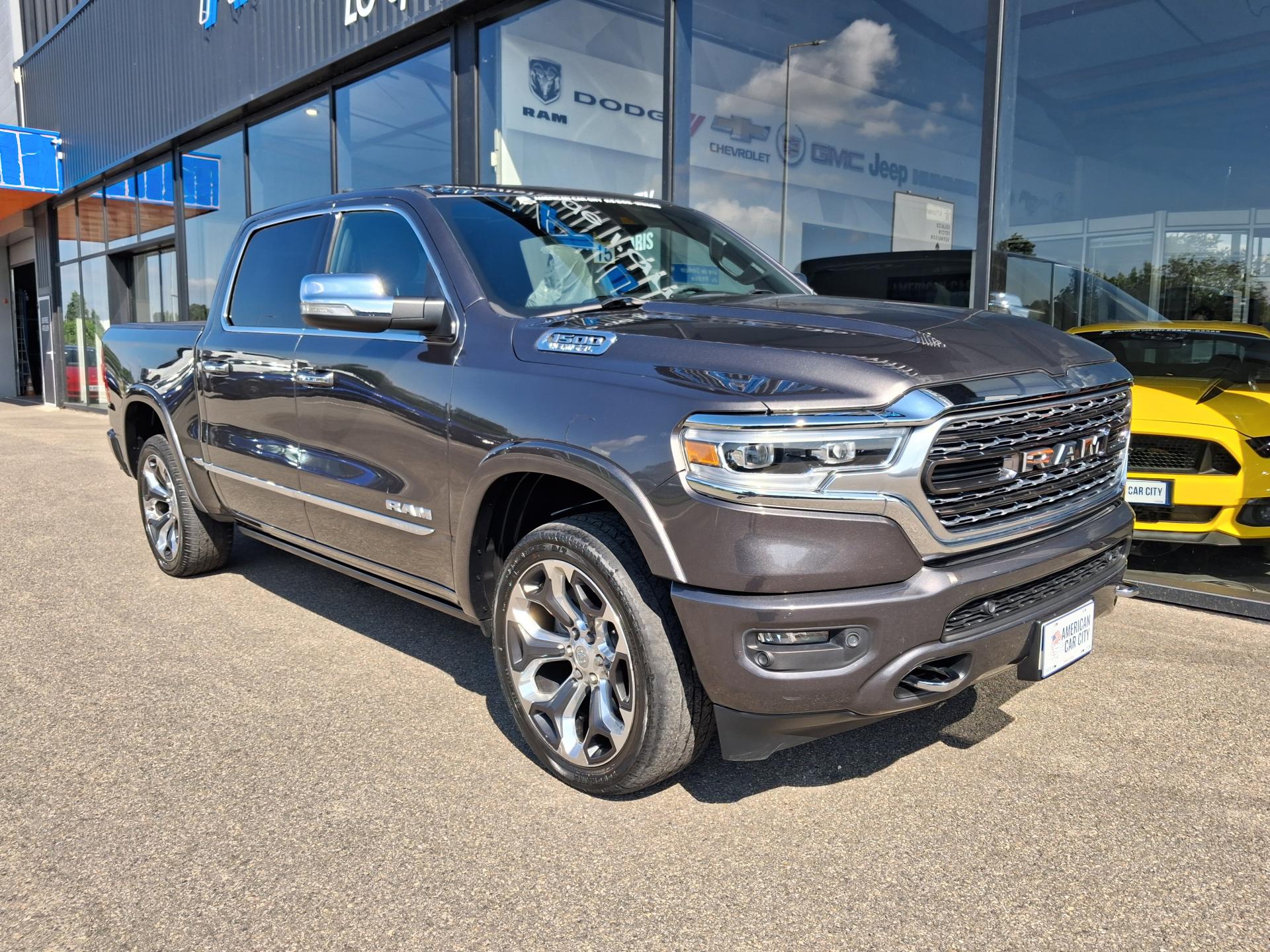 DODGE RAM 1500 CREW LIMITED