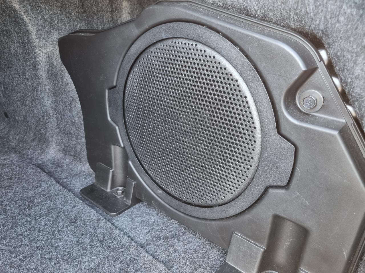 FORD MUSTANG Fastback 5.0 V8 - BULLITT - MAGNERIDE