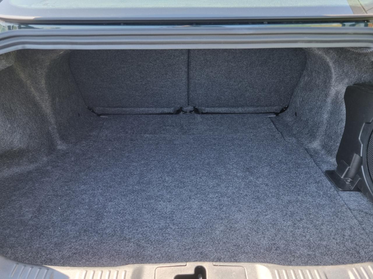 FORD MUSTANG Fastback 5.0 V8 - BULLITT - MAGNERIDE