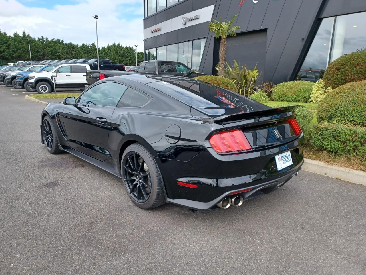 FORD MUSTANG Shelby GT350 V8 5.2L 526ch