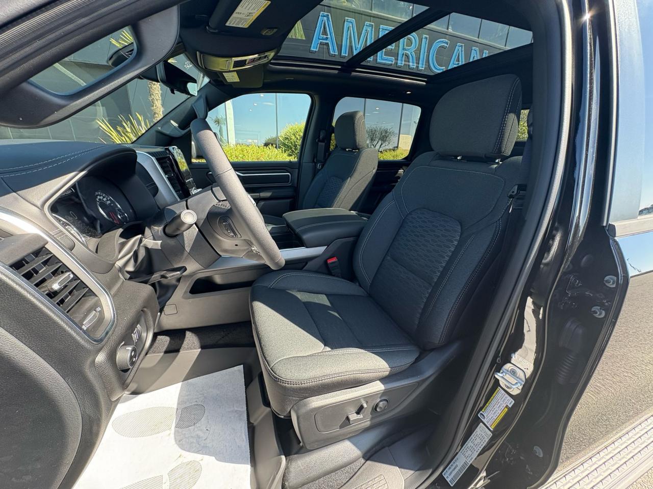 DODGE RAM 1500 CREW CAB BIGHORN NIGHT EDITION HAYON MULTI