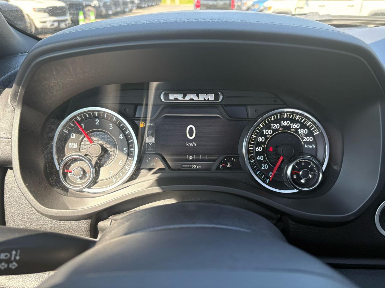 DODGE RAM 1500 CREW CAB BIGHORN NIGHT EDITION HAYON MULTI