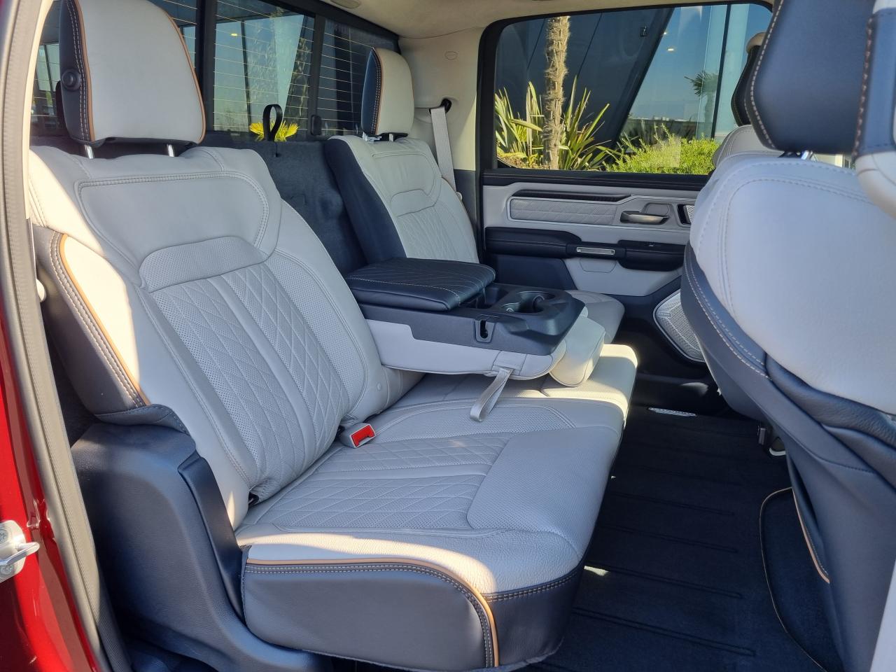 DODGE RAM 1500 CREW TUNGSTEN AIR RAMBOX HAYON MULTI