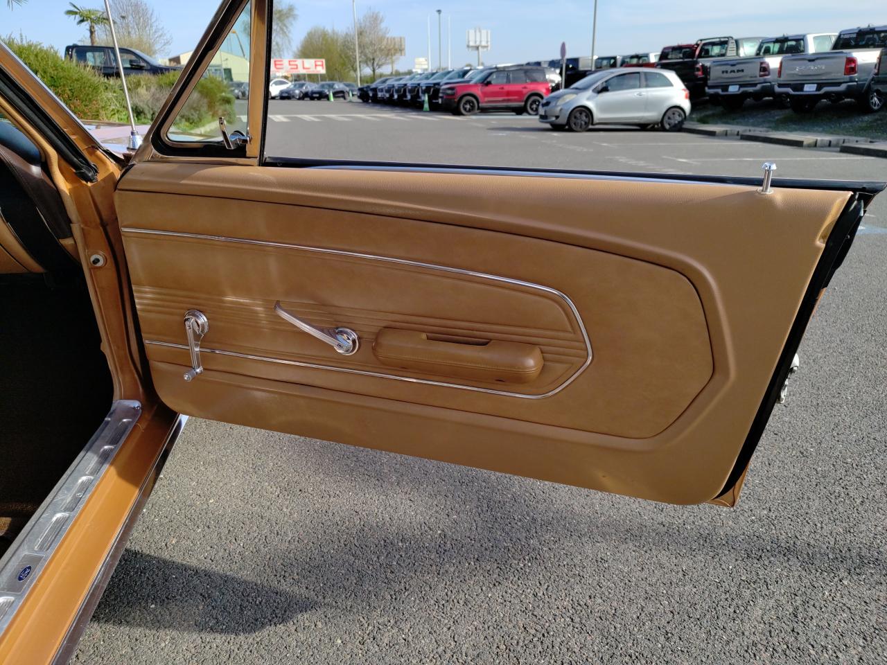 FORD MUSTANG COUPE HARDTOP TIME CAPSULE