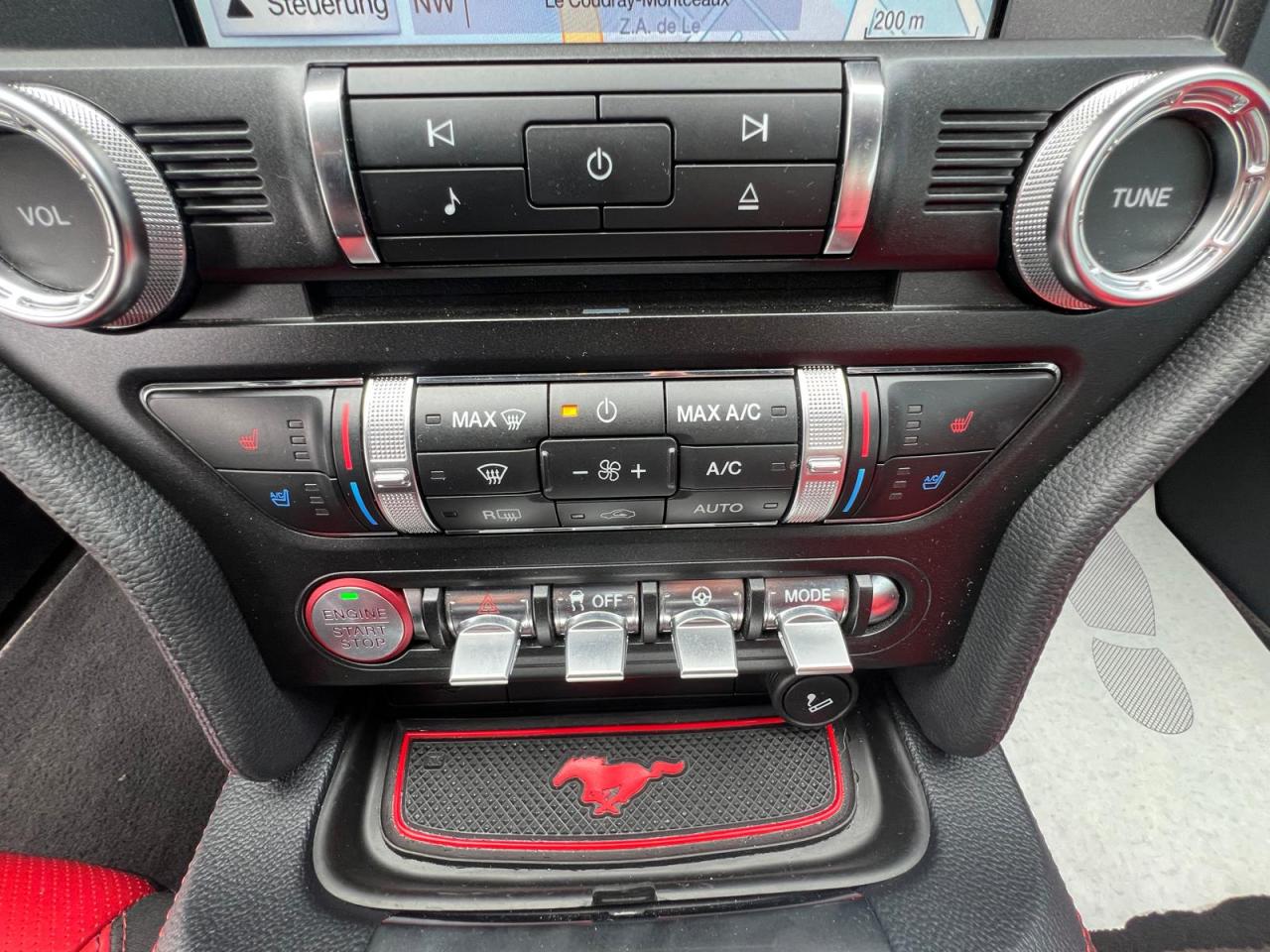 FORD MUSTANG GT CABRIOLET V8 5.0L BVA10