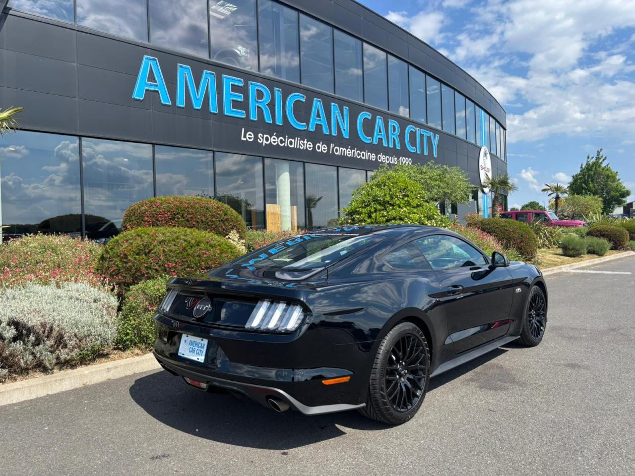 FORD MUSTANG GT FASTBACK V8 5.0L BVM