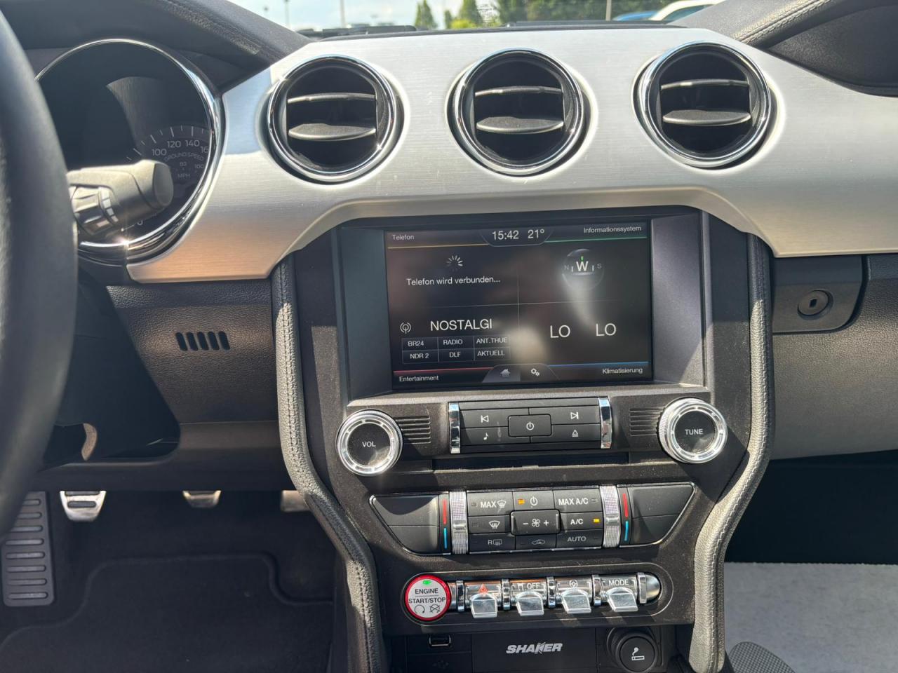 FORD MUSTANG GT FASTBACK V8 5.0L BVM